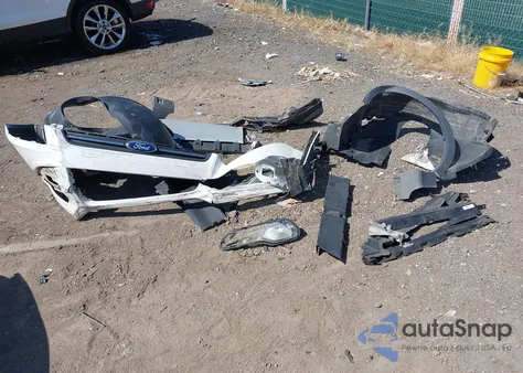 2015 Ford Escape Se из США, поврежденный, VIN 1FMCU9G99FUC54796